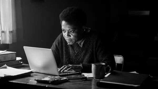 Feedback in Remote Teams: Overcoming Communication Gaps