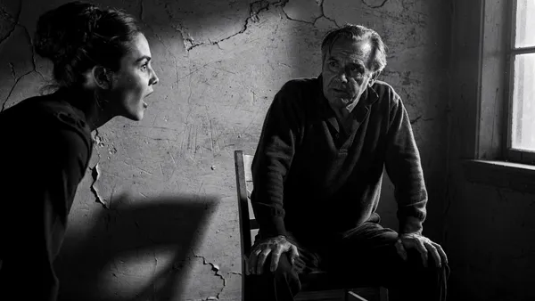 How to Stay in Patient Hearing Mode When a Difficult Person Escalates Mid-Conversation